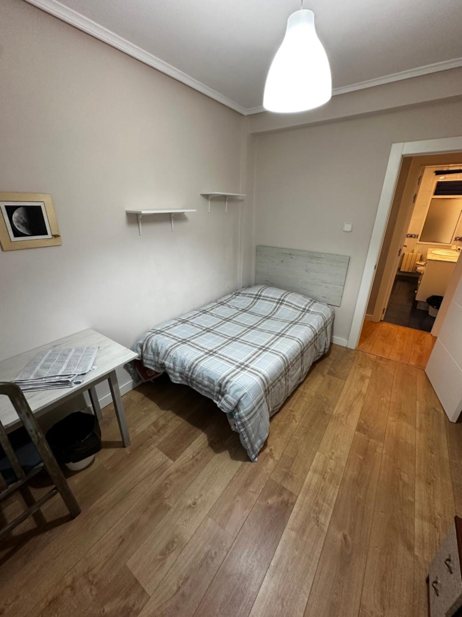 Appartamento Piso Reformado Y Economico Santander Esterno foto